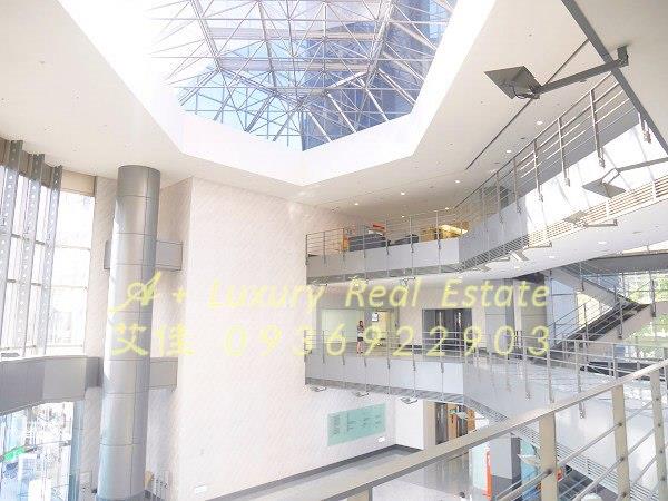 租內湖區辦公室內科園區西湖站A辦氣派挑高景觀採光佳