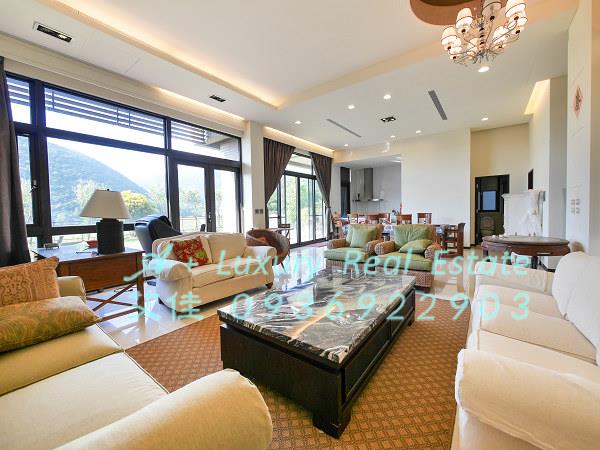 售買台北市陽明山別墅陽明帝景電梯別墅花園泳池溫泉泡湯近TES