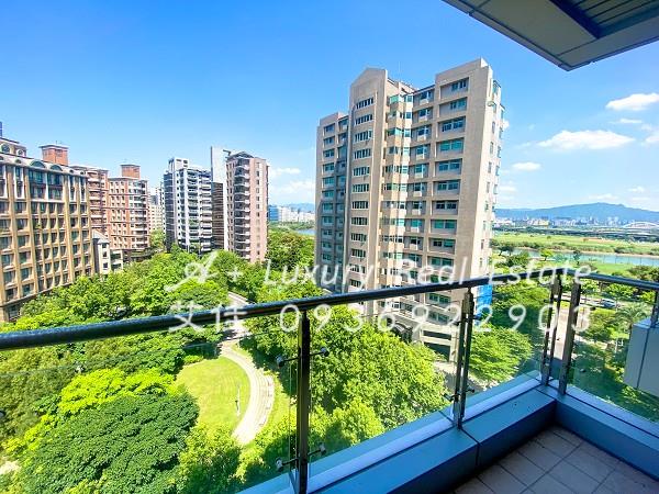 售大直巴黎花園豪宅全新裝潢面公園景觀河景有泳池近捷運內科