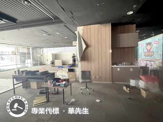 中和法拍店面-5