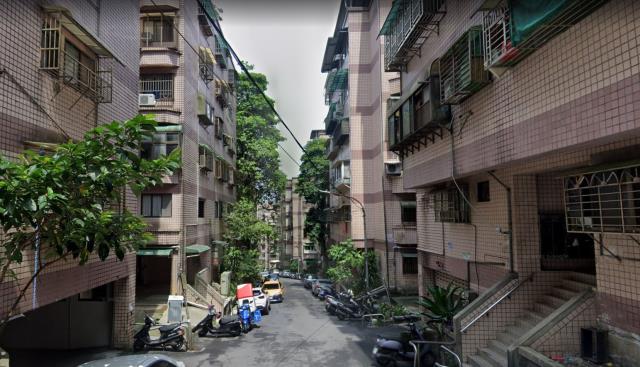 基隆暖暖法拍華廈-5