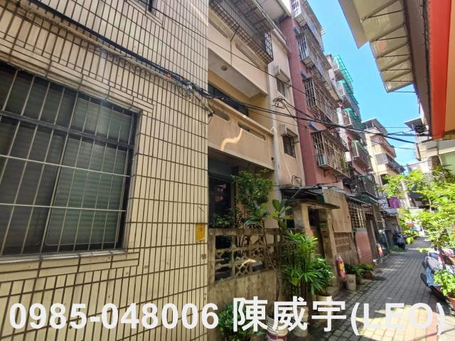 新北淡水透天法拍-2