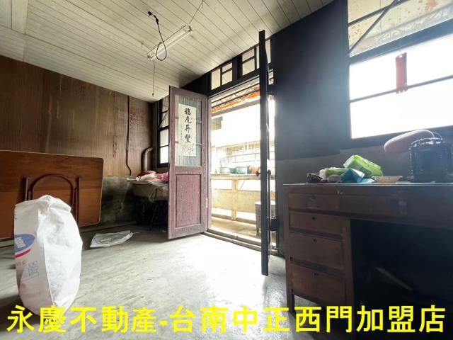 東區透天-9