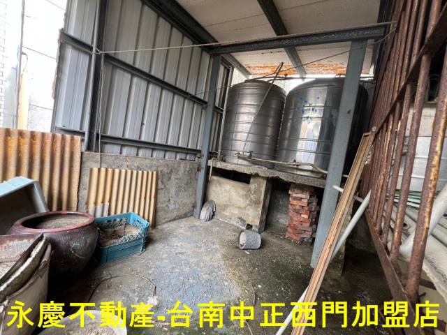 東區透天-11