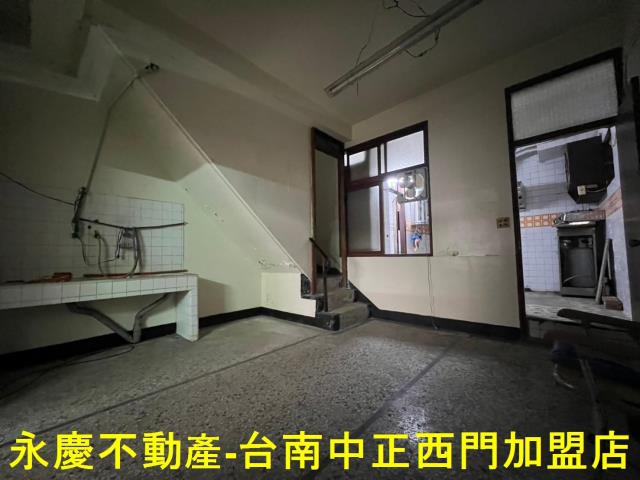 東區透天-5