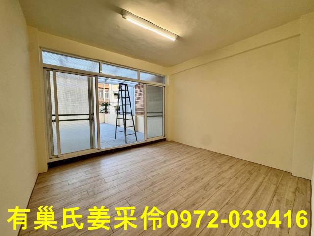 西區透天-10