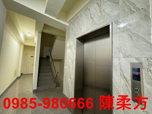 嘉義西區店面-10