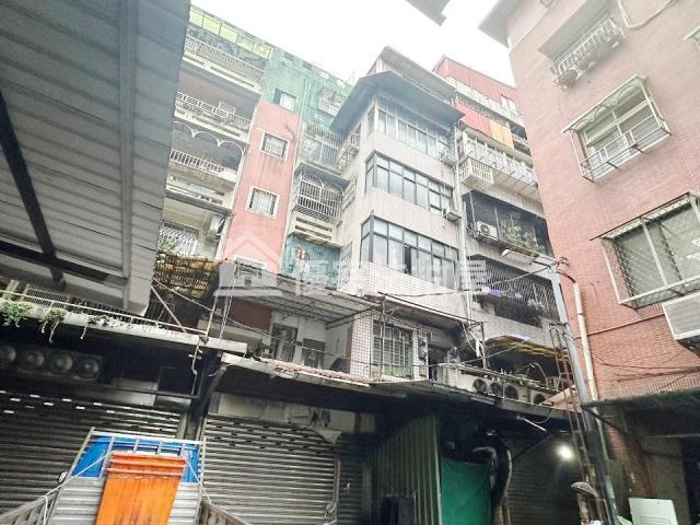 基隆仁愛區法拍公寓-5