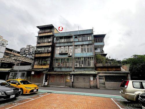 台北文山區透天拍賣-1