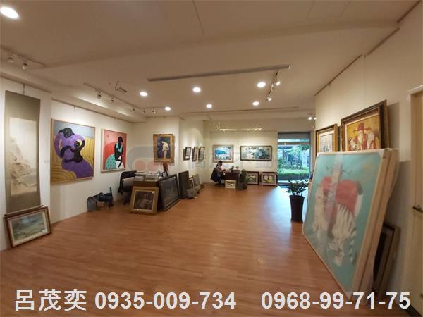 捷運行天宮站建國快速道路交通超便捷榮星花園一般零售業家樂福松