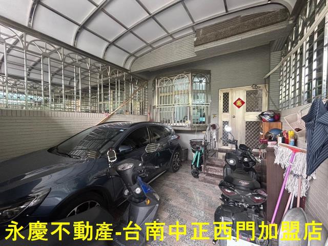 東區透天-11