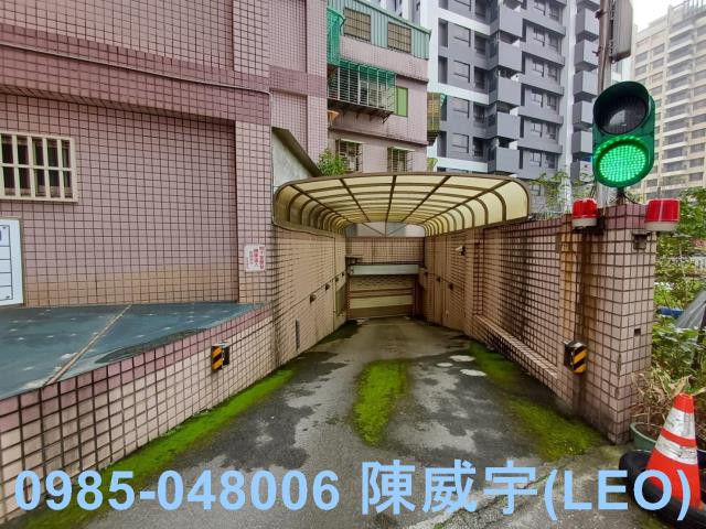 新北華廈法拍-4