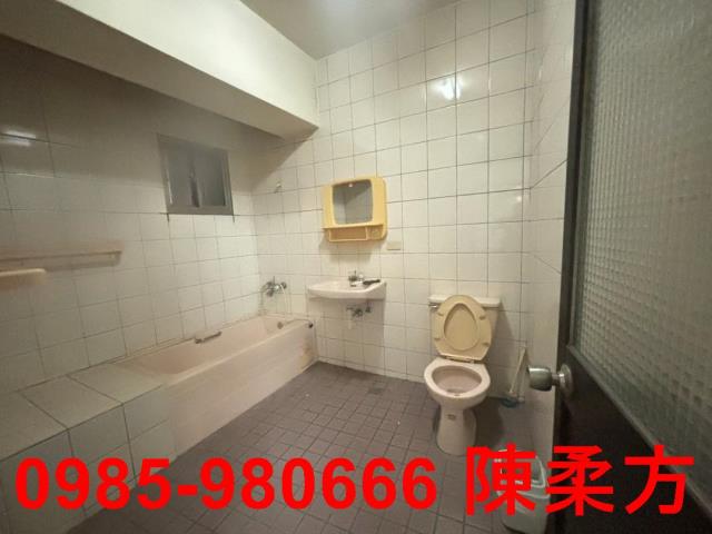 東區透天-10