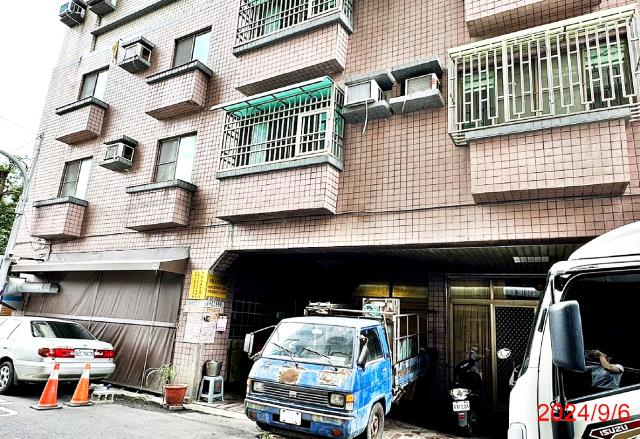 台南佳里法拍大樓-2