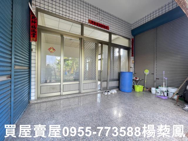 岡山買房屋岡山高醫秀泰樂購前峰國中岡山透天車墅陽明公園滯洪池