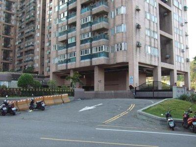 基隆中正區大樓法拍-5
