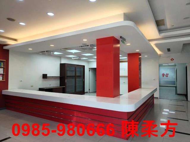 嘉義西區店面-8