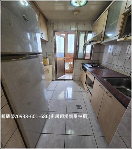 體育園區景觀3房車位