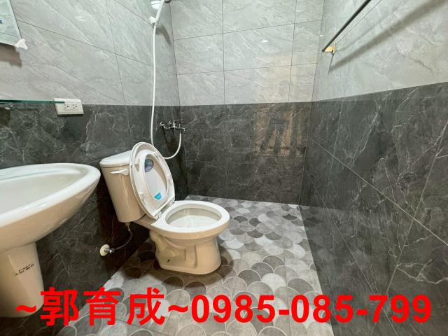 嘉義透天-11