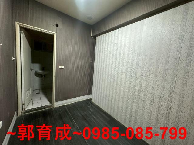 嘉義西區店面-10
