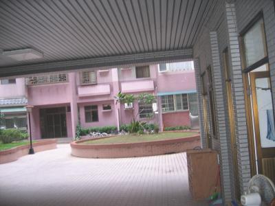 八里法拍大樓-3