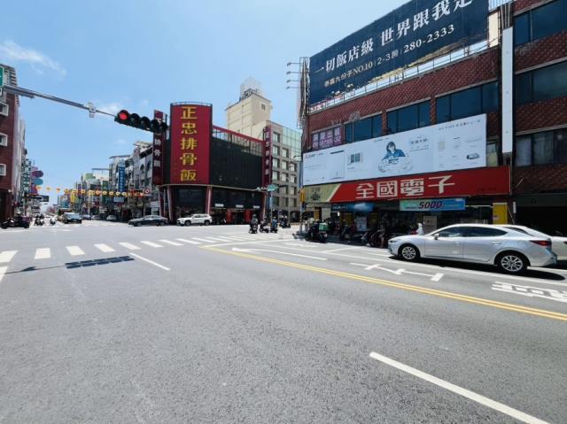 台南南區透天-12