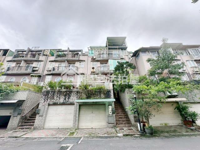 基隆七堵別墅法拍-1