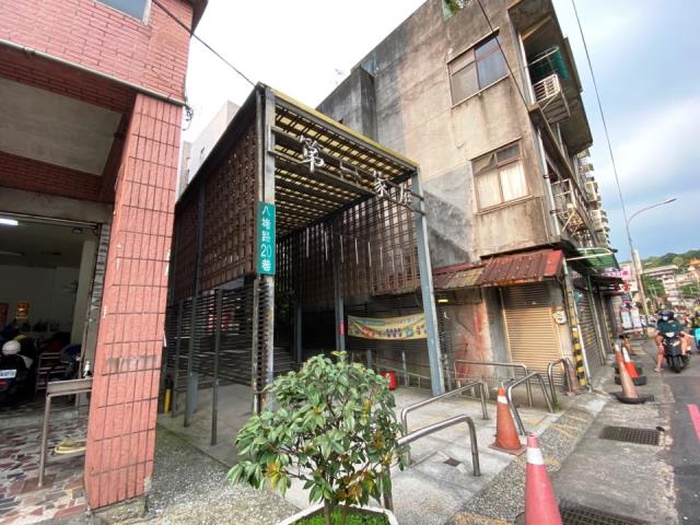 基隆暖暖公寓法拍-7