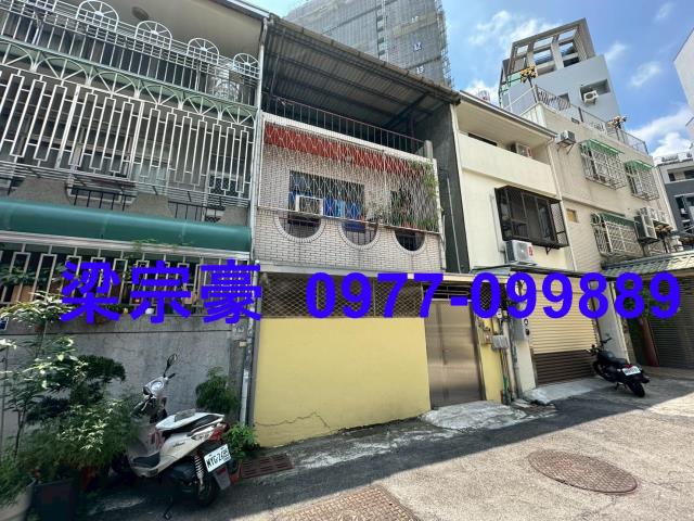 台中西區透天拍賣-4