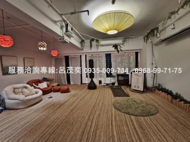 新店碧潭國賓大苑太平路SC鋼骨結構溫泉會館健身房三溫暖私密性