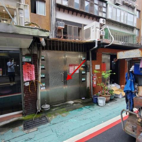 台北文山區拍賣公寓-4