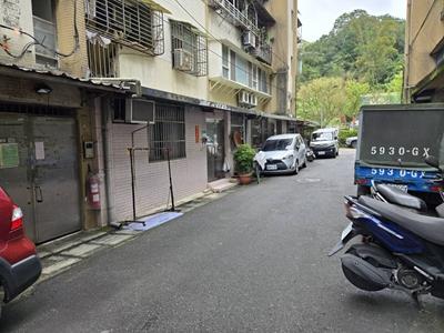 南港法拍公寓-2