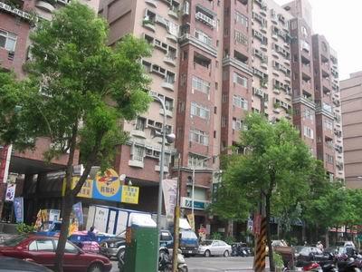 新北板橋拍賣大樓-1
