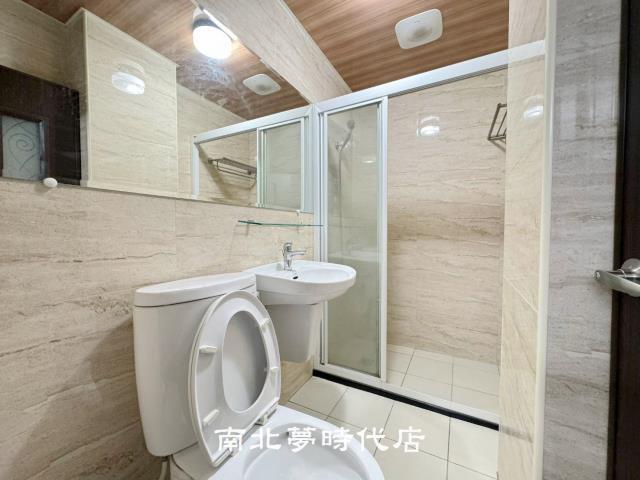 台南東區透天-9