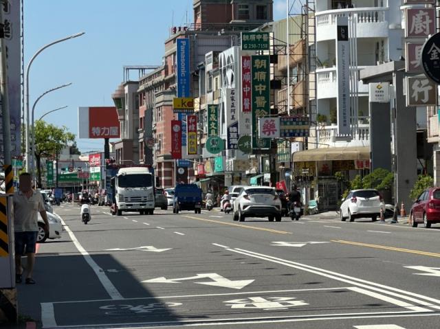 台南華廈-1