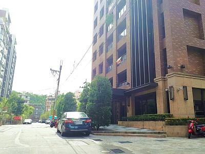 基隆法拍大樓-5