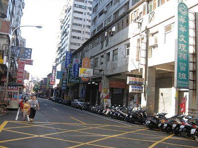新莊大樓法拍-1