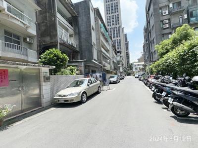台北文山區公寓法拍-4