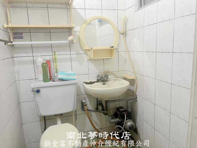 台南東區透天-8