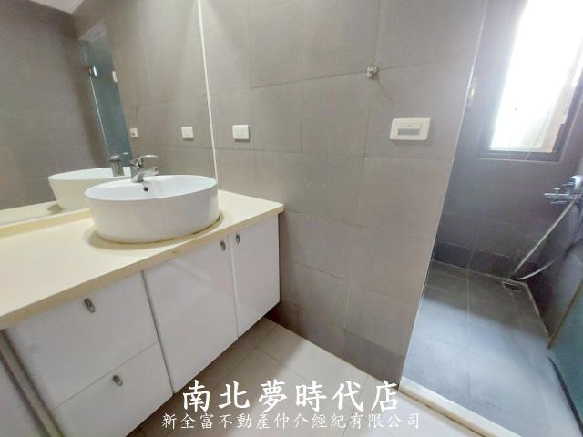東區大樓-11