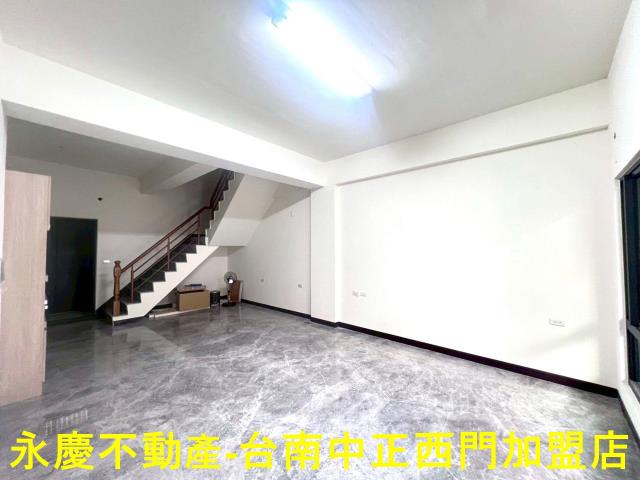台南永康透天-1