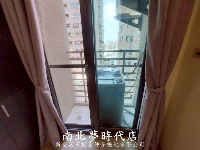 台南東區套房-9