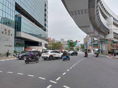 新北大樓法拍-3