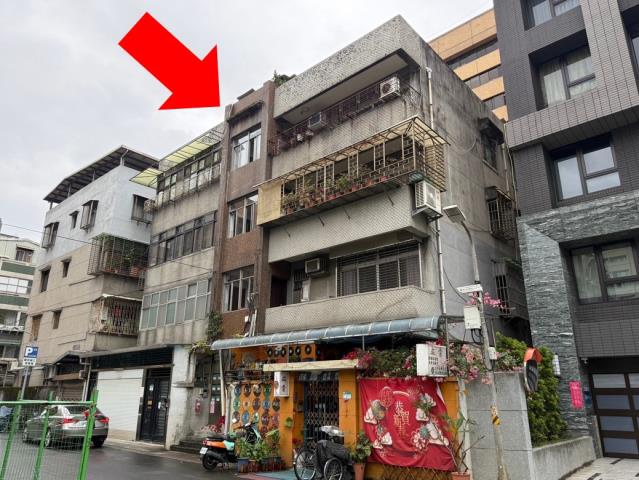 台北中正區公寓法拍-1