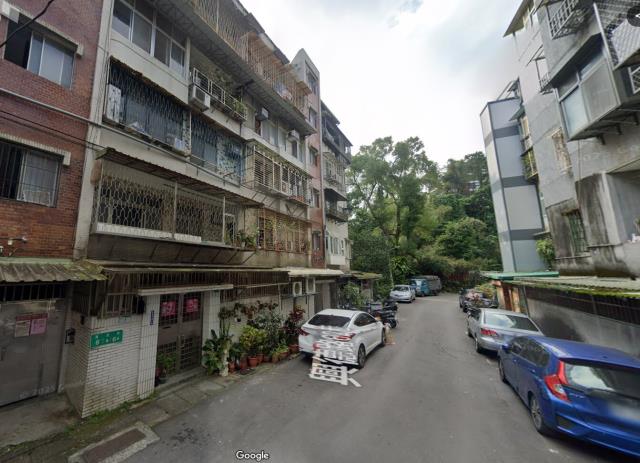 台北文山區公寓法拍-4