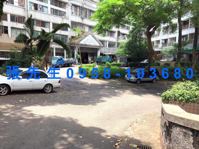 台中霧峰華廈法拍-4