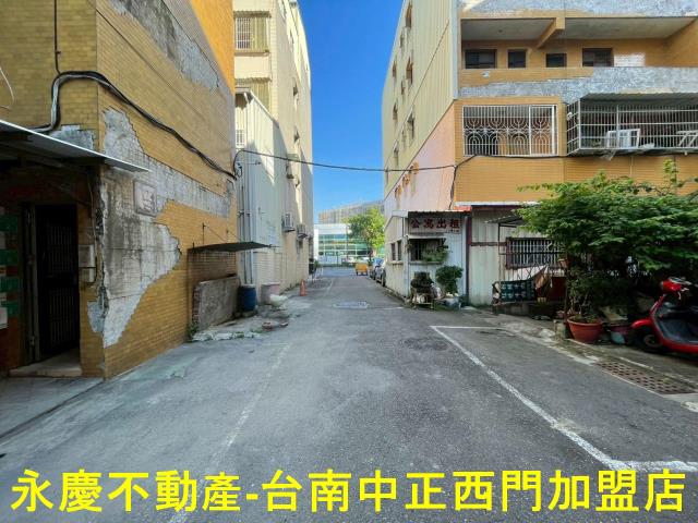 東區公寓-11