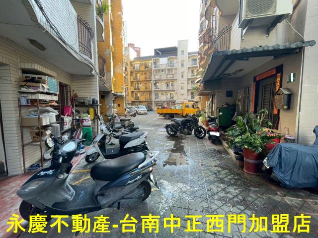 東區公寓-12