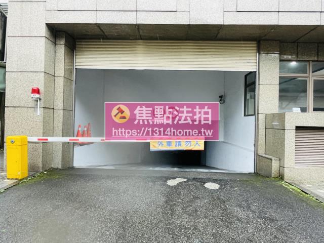 新北板橋大樓法拍-4