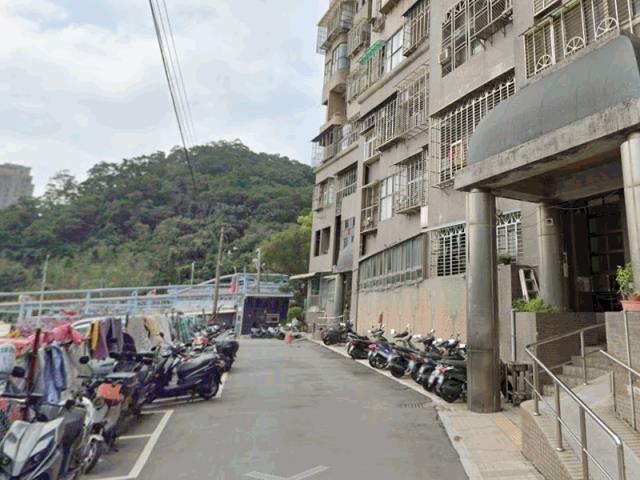 新北五股大樓法拍-6